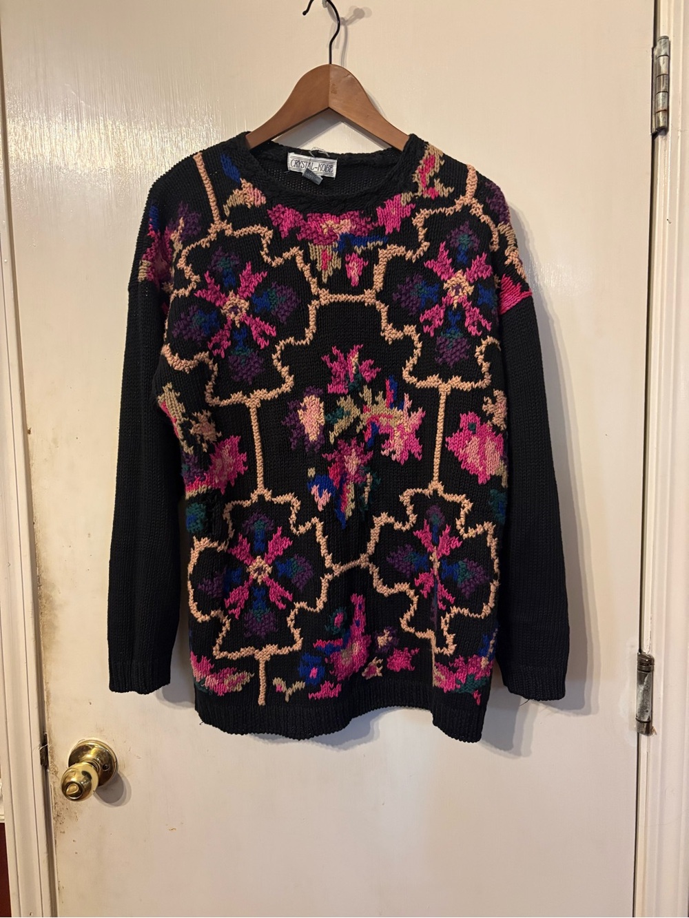 Vintage-Crystal-Kobe Floral Knit Sweater - Black Multicolor